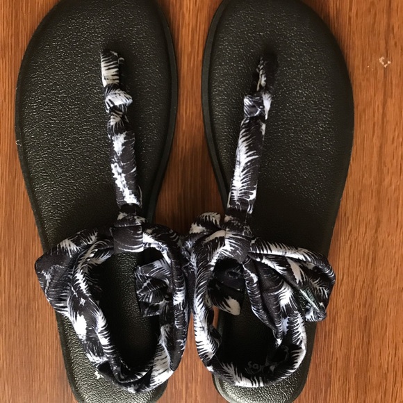 Sanuk Shoes - Sanuk Yoga sandals